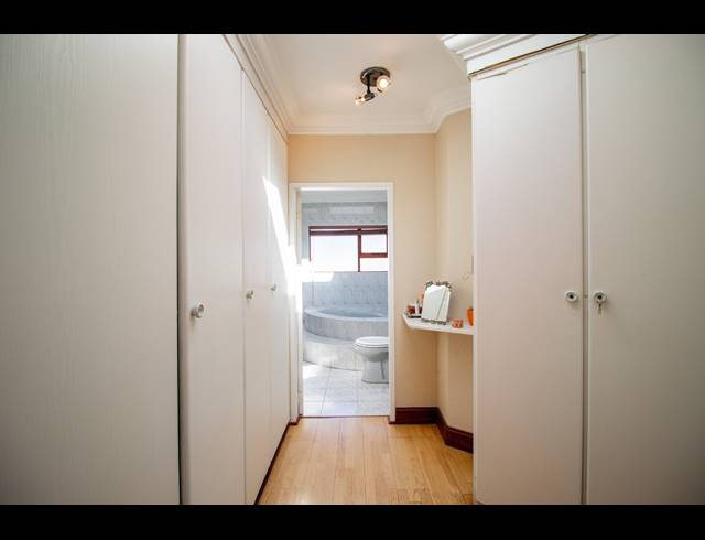4 BEDROOM HOUSE FOR SALE IN MARAIS STEYN PARK
